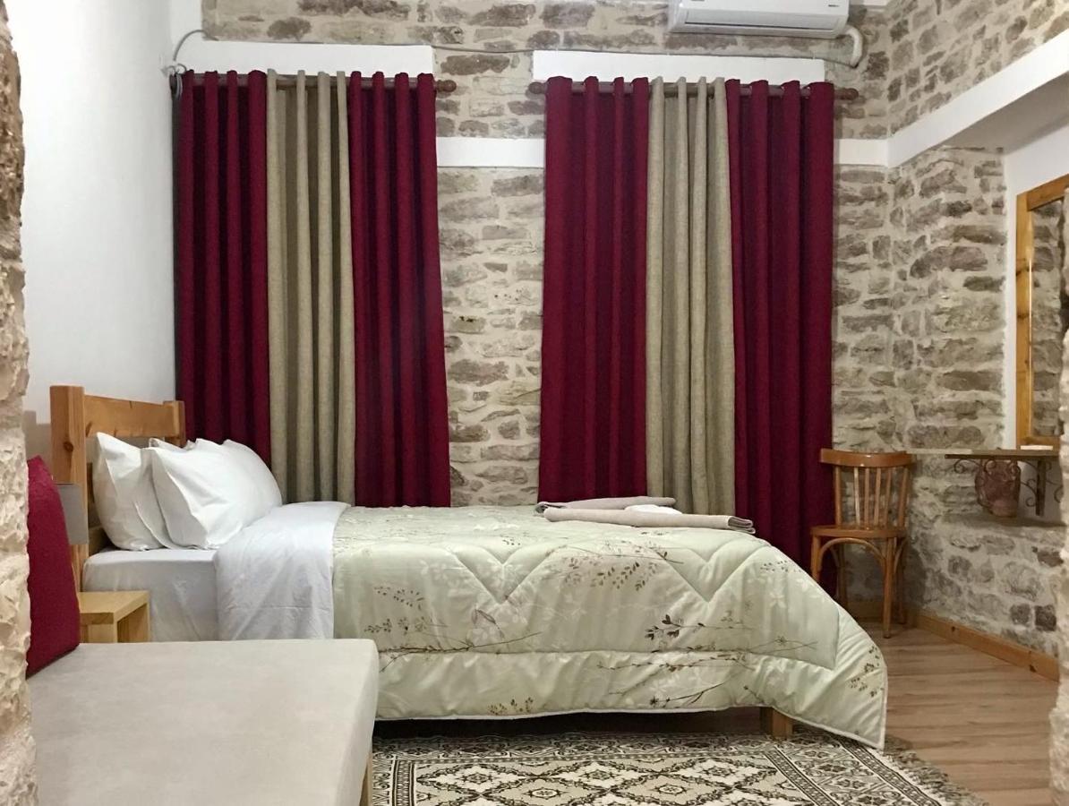 Gjirokastër Vila Eri מראה חיצוני תמונה