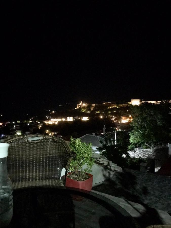 Gjirokastër Vila Eri מראה חיצוני תמונה