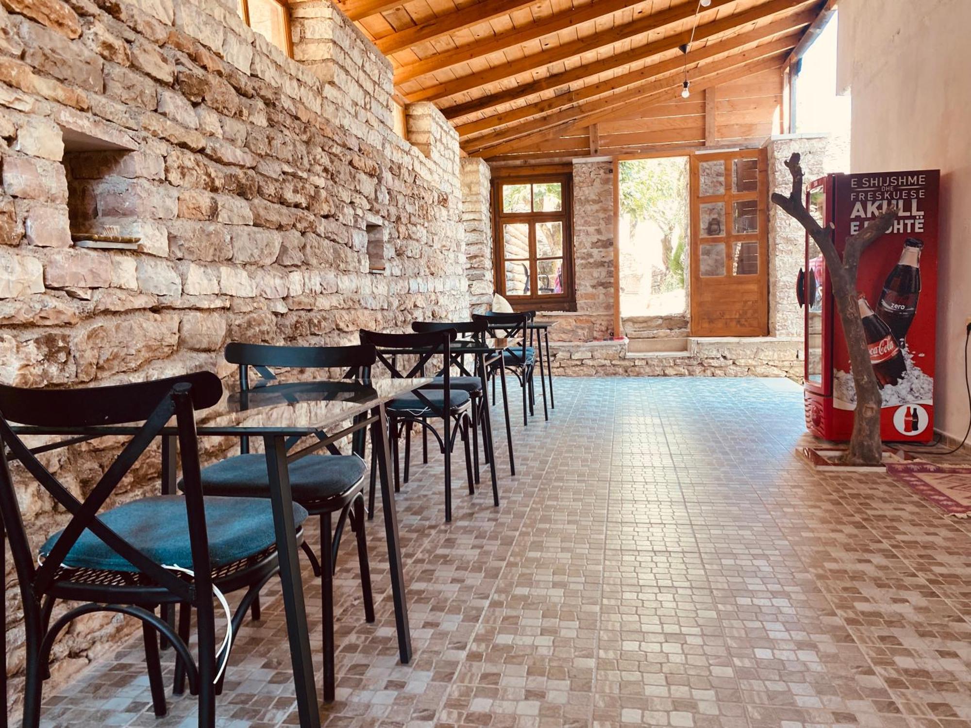 Gjirokastër Vila Eri מראה חיצוני תמונה