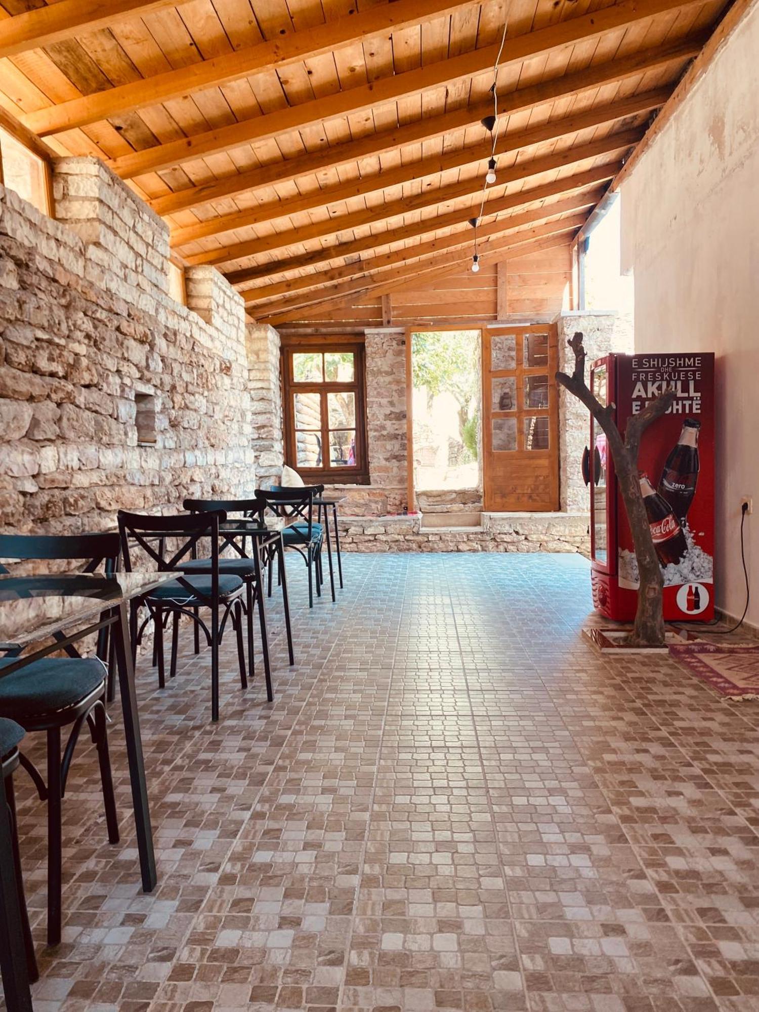 Gjirokastër Vila Eri מראה חיצוני תמונה