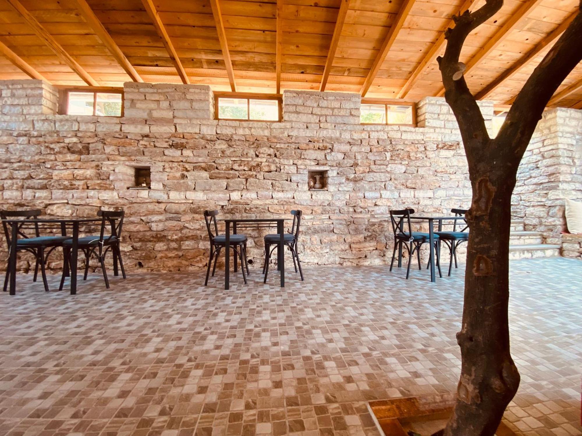 Gjirokastër Vila Eri מראה חיצוני תמונה