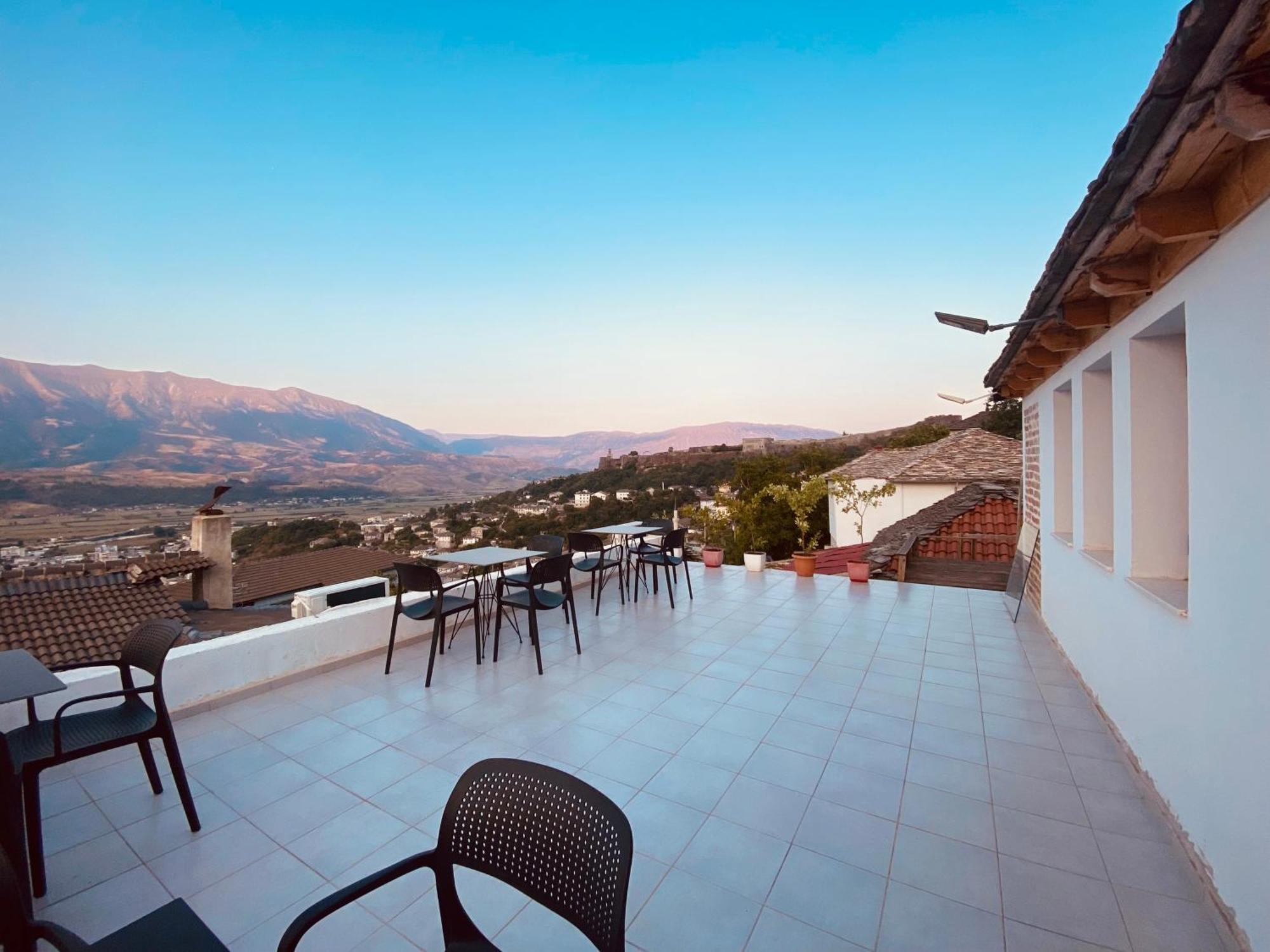 Gjirokastër Vila Eri מראה חיצוני תמונה