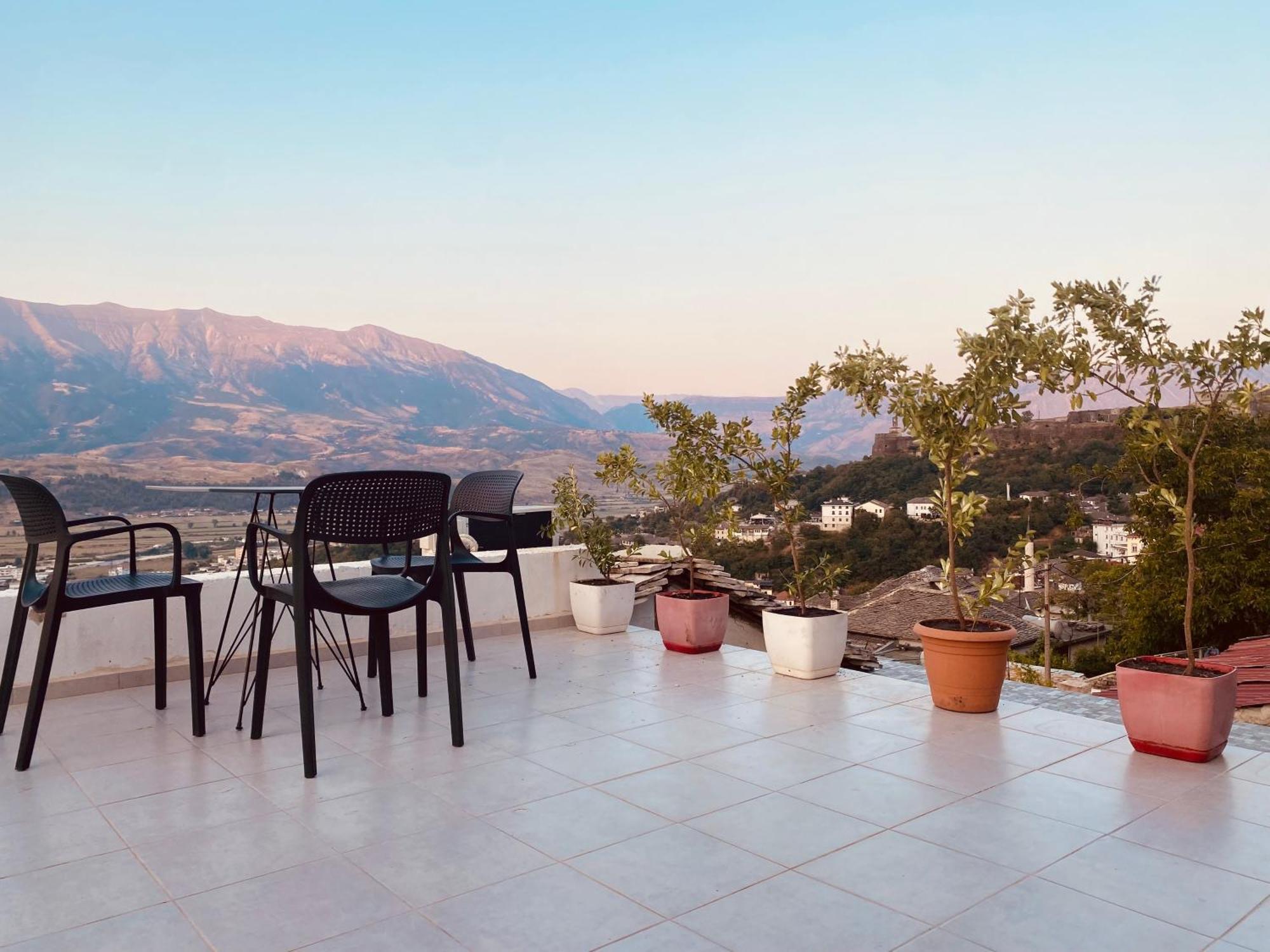 Gjirokastër Vila Eri מראה חיצוני תמונה