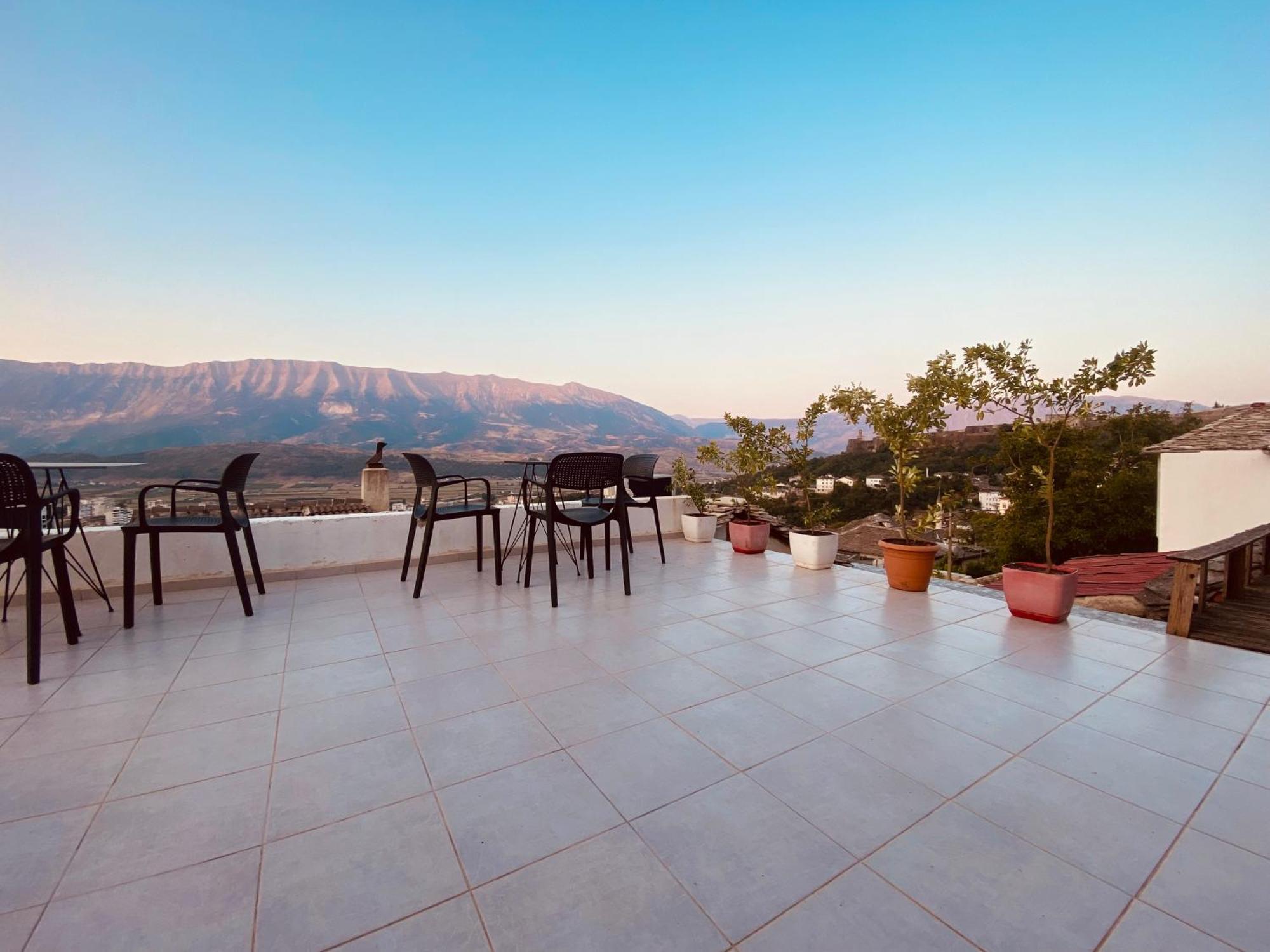 Gjirokastër Vila Eri מראה חיצוני תמונה