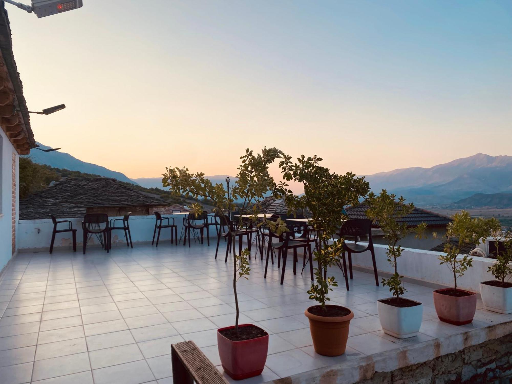 Gjirokastër Vila Eri מראה חיצוני תמונה